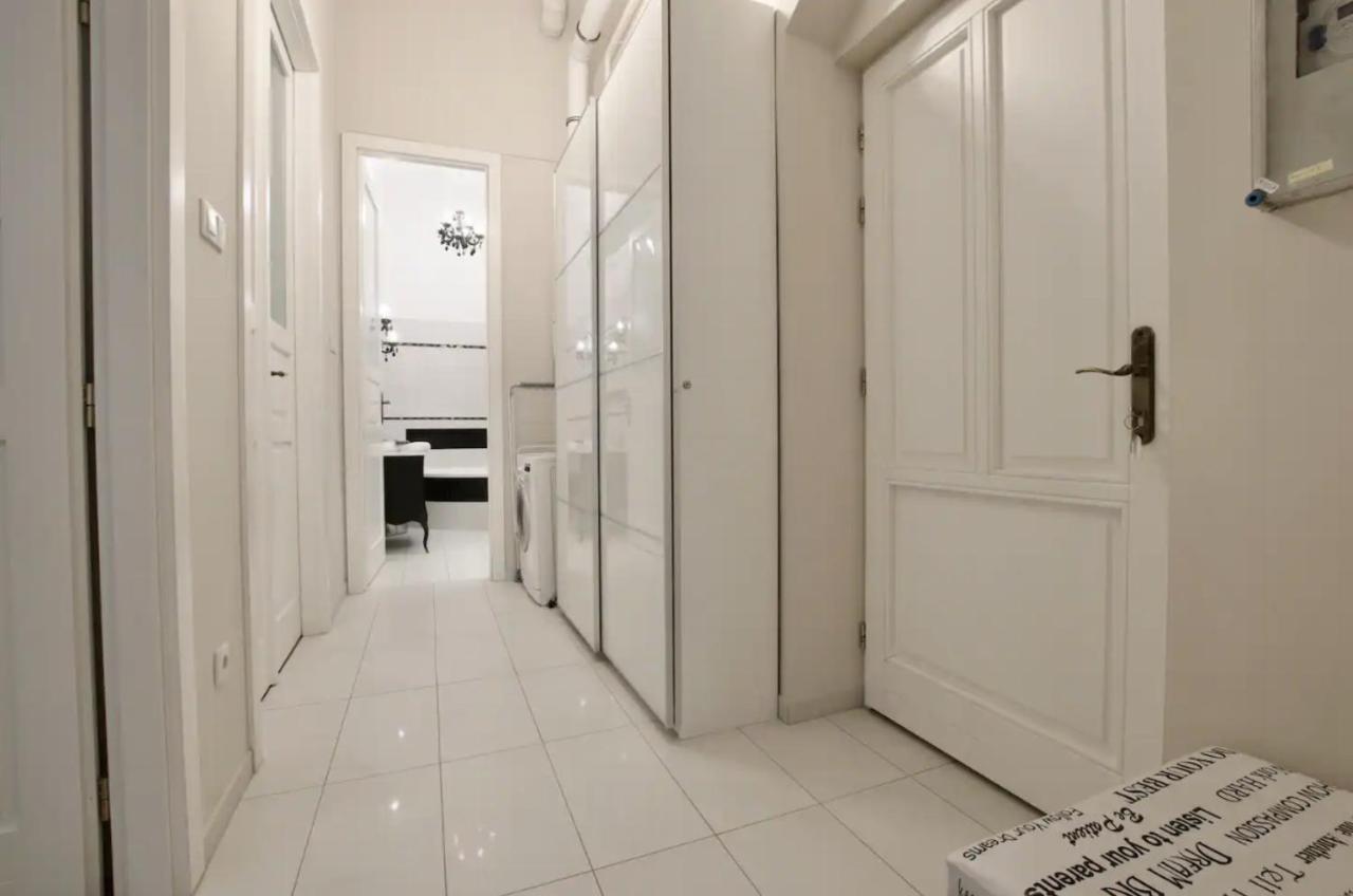 Premium Apartment By Hi5 - Lendvay Palace Budapest Bagian luar foto