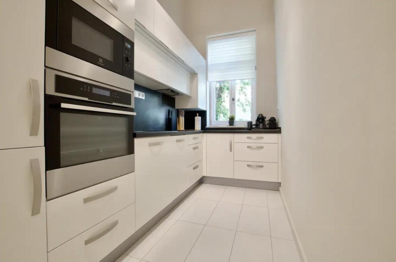 Premium Apartment By Hi5 - Lendvay Palace Budapest Bagian luar foto